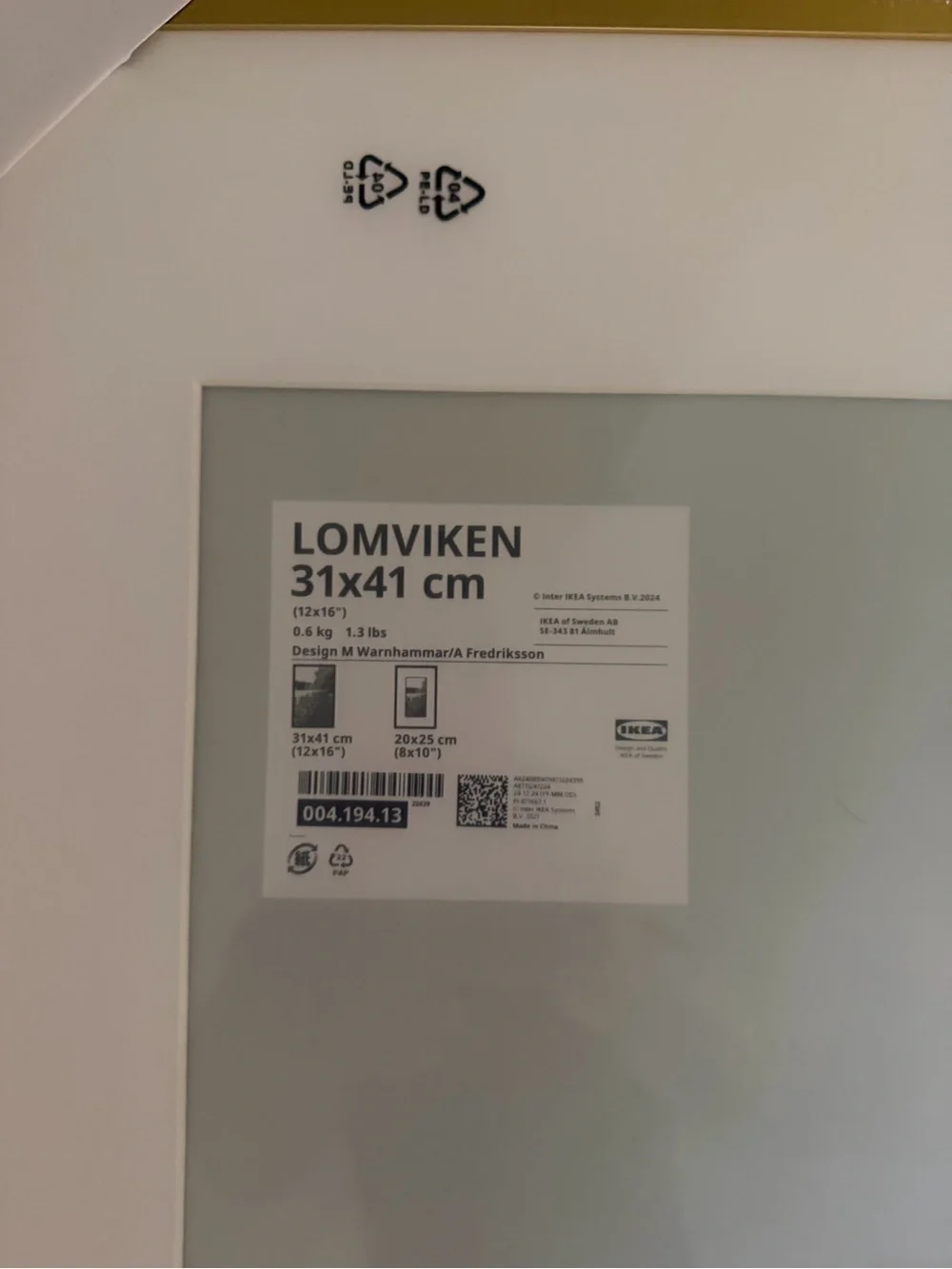 IKEA LOMVIKEN White Photo Frame with Gold Trim - Picture 2 of 2